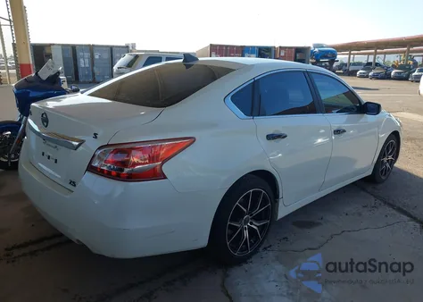 2013 Nissan Altima 2.5 S z USA, uszkodzony, nr VIN 1N4AL3AP3DN516117